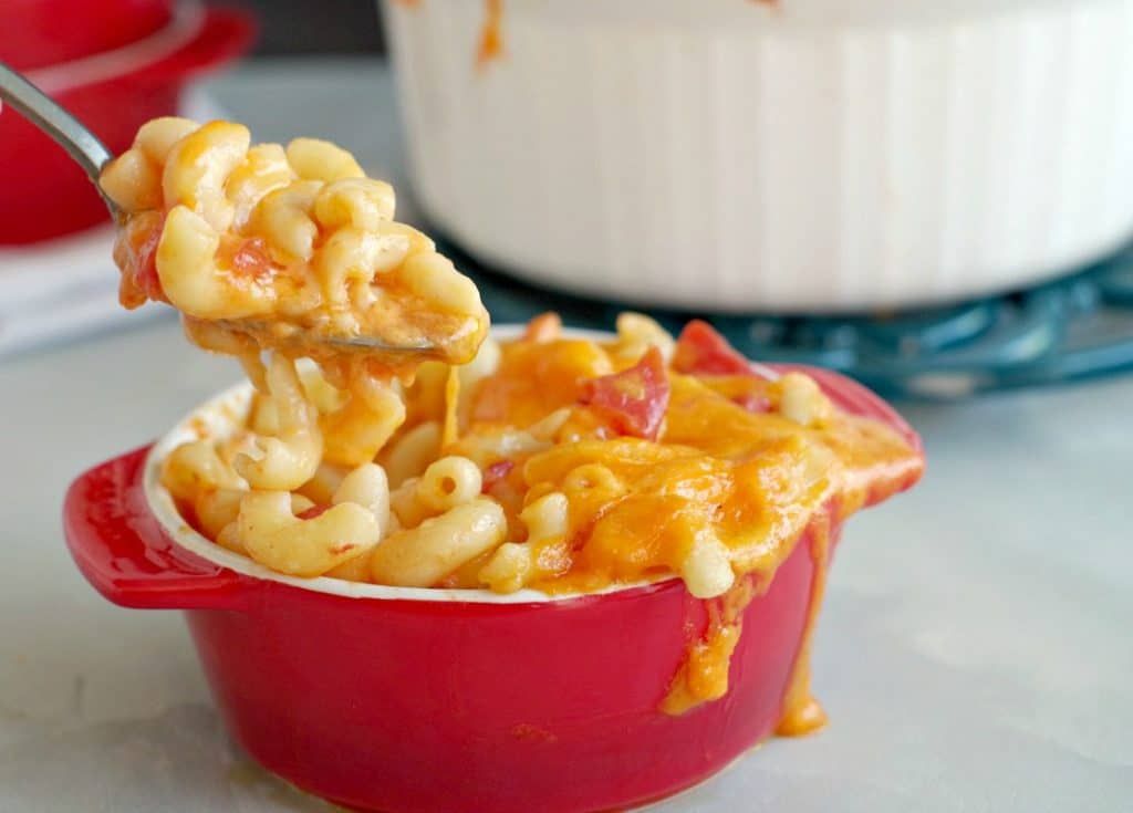easy dinner with mac and cheese noodles